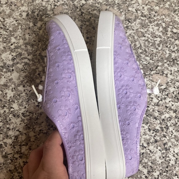 Studio 1886 Canvas Sneakers Lavender + Flower Design Slip Ons BRAND NEW size 8 - Picture 7 of 16